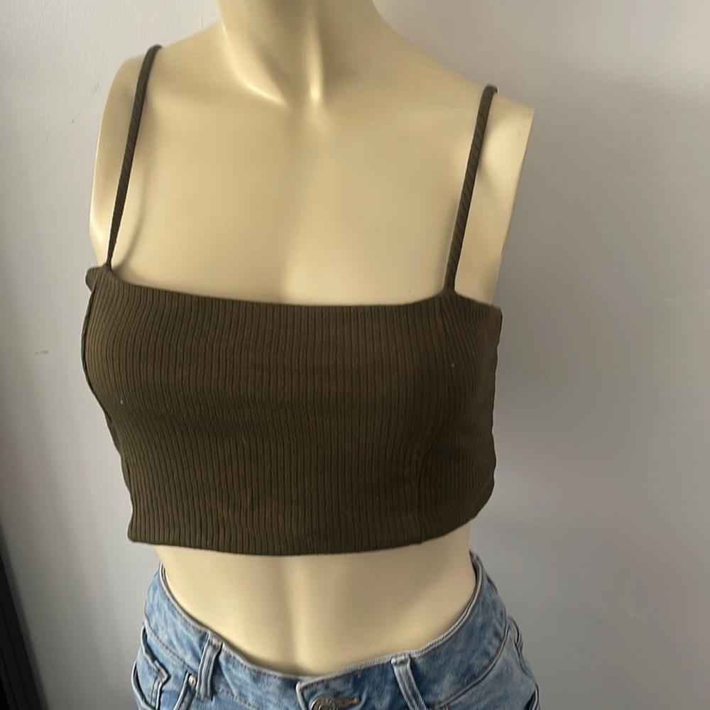 Green crop top